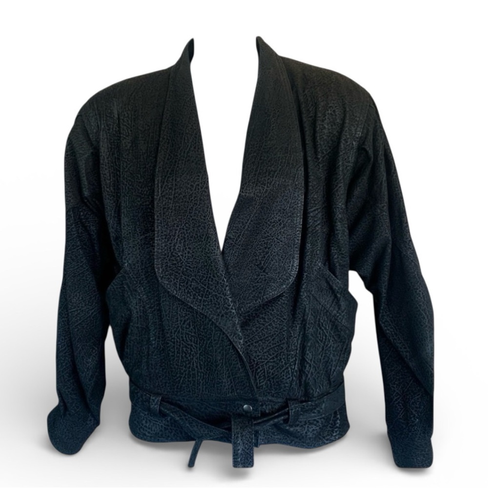 Pelle Cuir 90s moto jacket Women's S, black textured leather, pockets, belt EUC